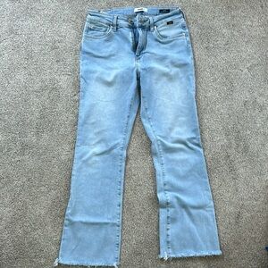 Mavi Women’s jeans Size 28 lighter wash in style “anika” high rise crop flare